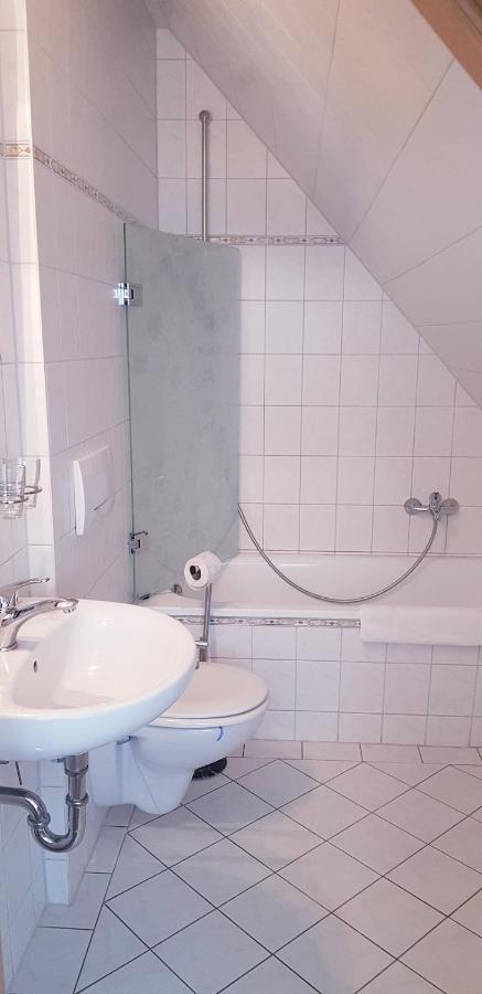 Restaurant Und Pension Zur Nassen Ecke Wittenbeck Ruang foto